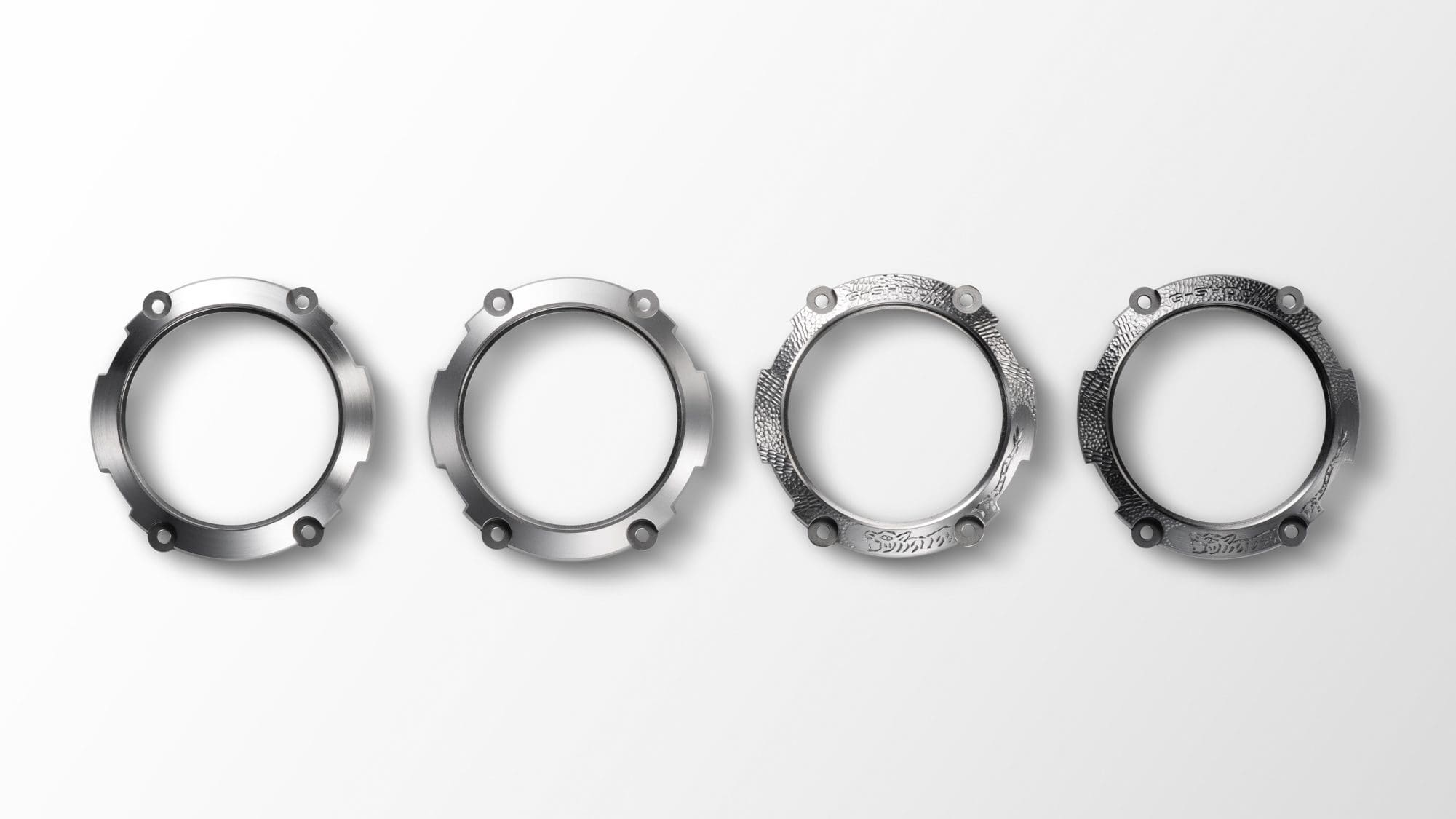 Bezel engraved with ferocious tiger design