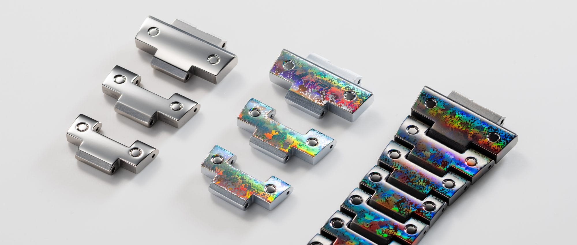 Process images of a bracelet incorporating structural color technology using an ultrashort-pulse laser