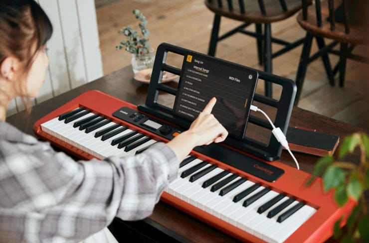 Casiotone CT-S200RD Red portable keyboard digital piano