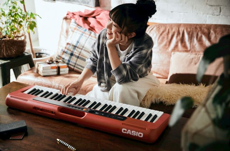 Casiotone CT-S200RD Red portable keyboard digital piano