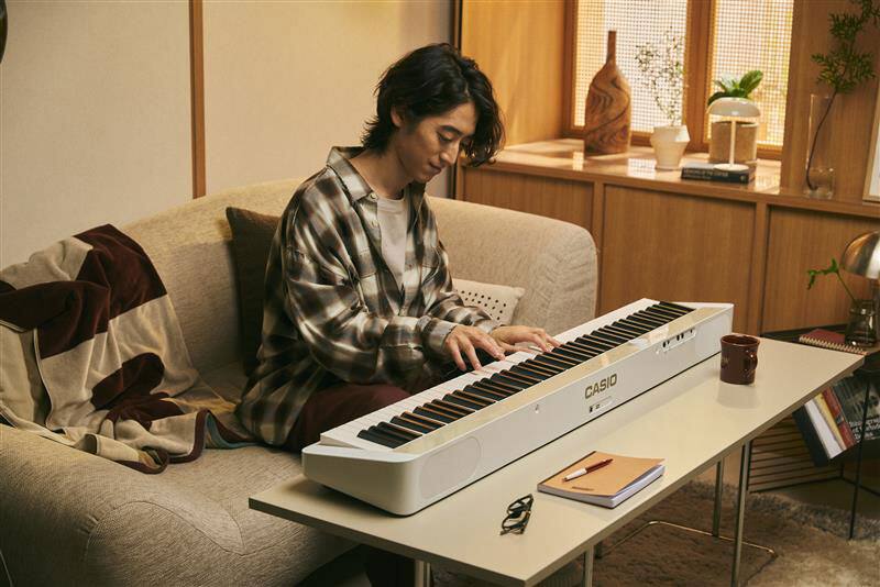 Hayato Sumino playing the PX-S1100