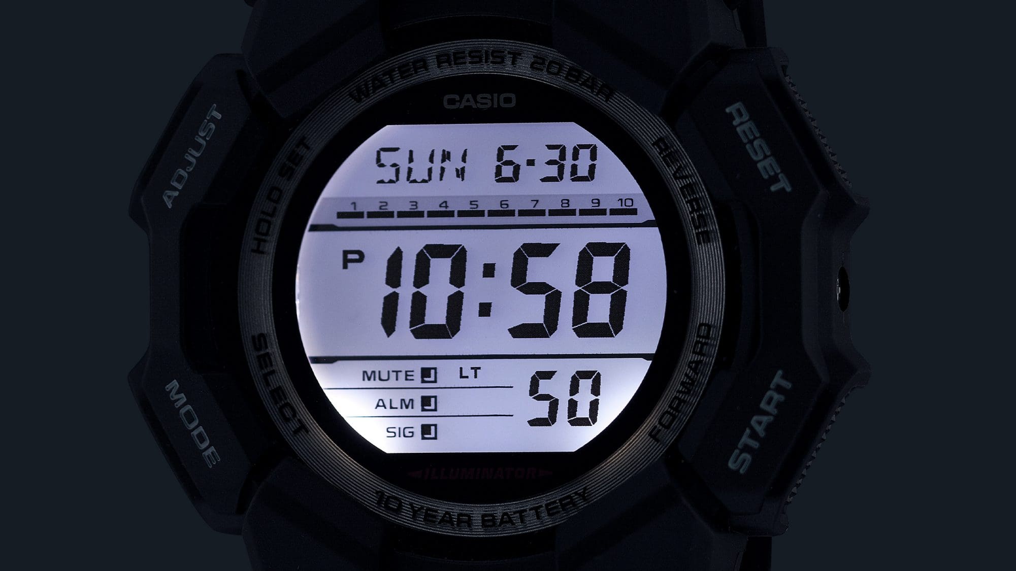 Super Illuminator (retroiluminación LED de alto brillo automática) para mantener la legibilidad del reloj en la oscuridad