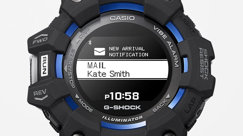 La pantalla de un reloj Bluetooth® G-Squad GBD-100-1 de Casio muestra la recepción de un correo electrónico