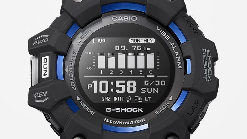 La pantalla de alto contraste del reloj de running GBD-100-1A7, para una buena legibilidad en todas las condiciones de luz