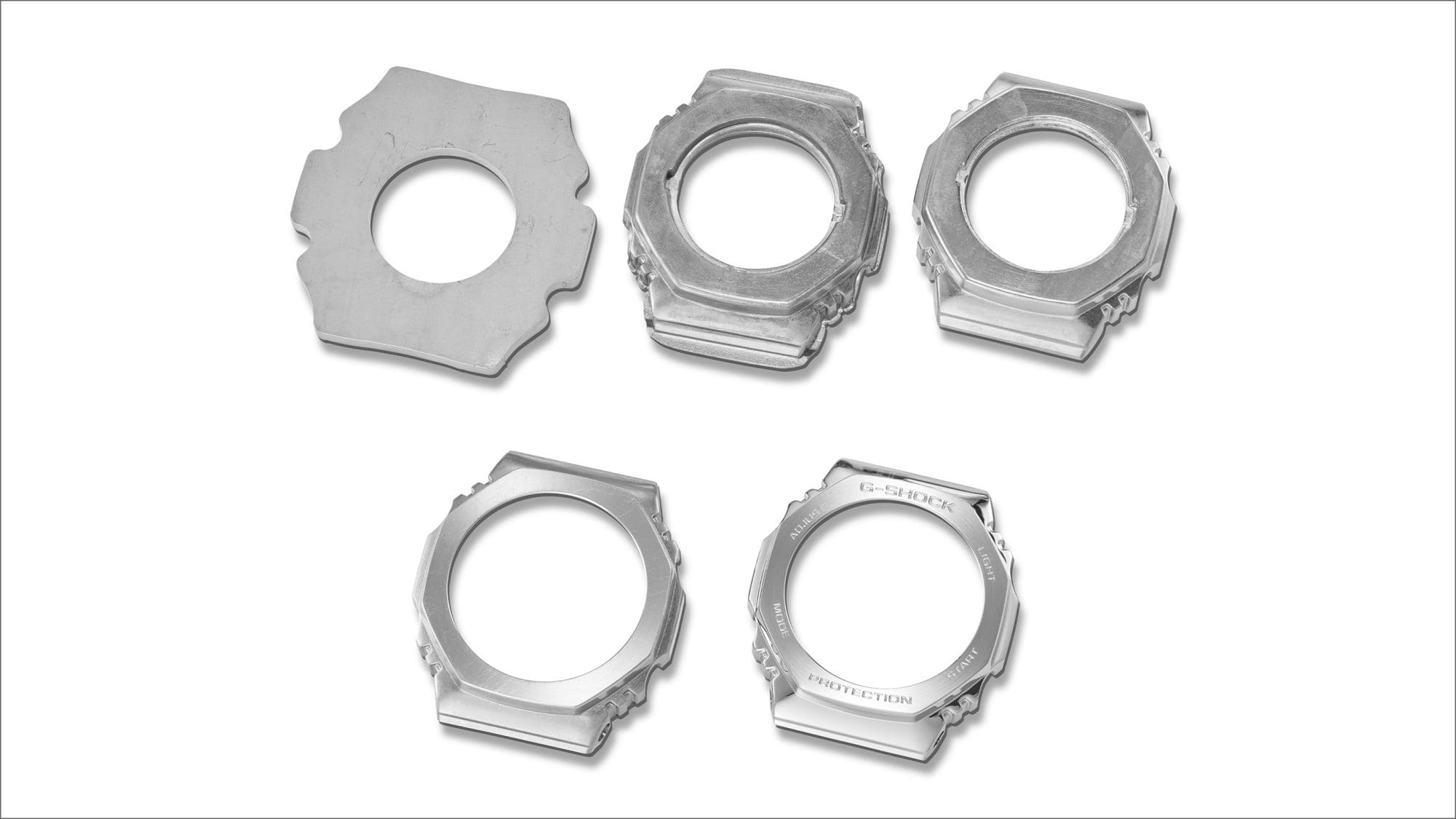 Primer plano de un bisel G-SHOCK metak de la serie Fine Metallic, que muestra su resistente diseño con acabado metálico y esfera detallada.