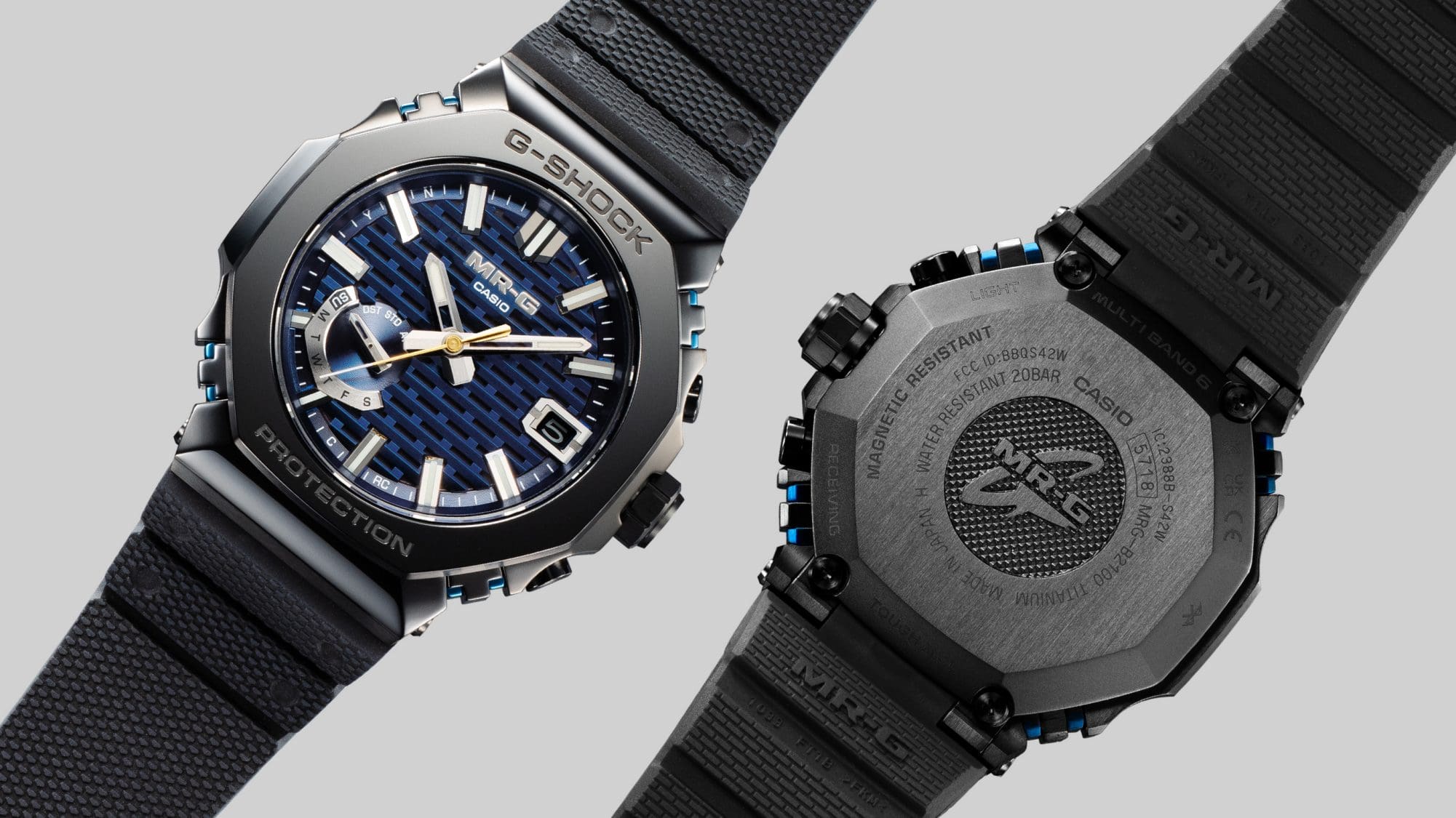 Face avant et arrière de la MRG-B2100R-2A avec bracelet Durasoft noir et boîtier entièrement métallique noir