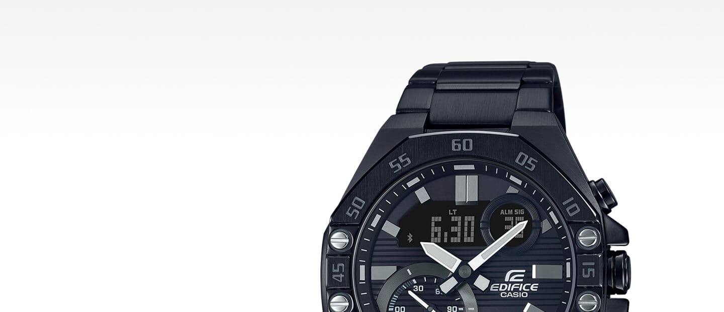 Primo piano della cassa e del quadrante