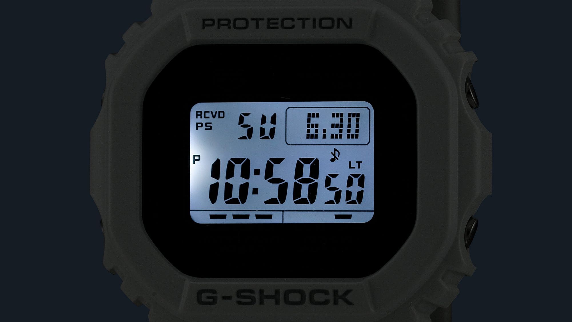 Retroilluminazione LED completamente automatica dell'orologio digitale GW-5000 bianco