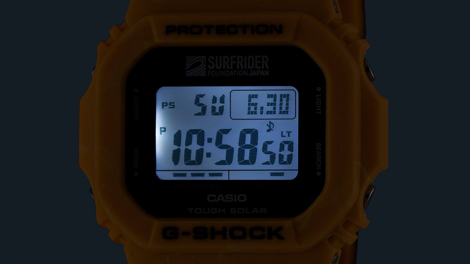 Super illuminatore dell'orologio G-5600SFJ al buio