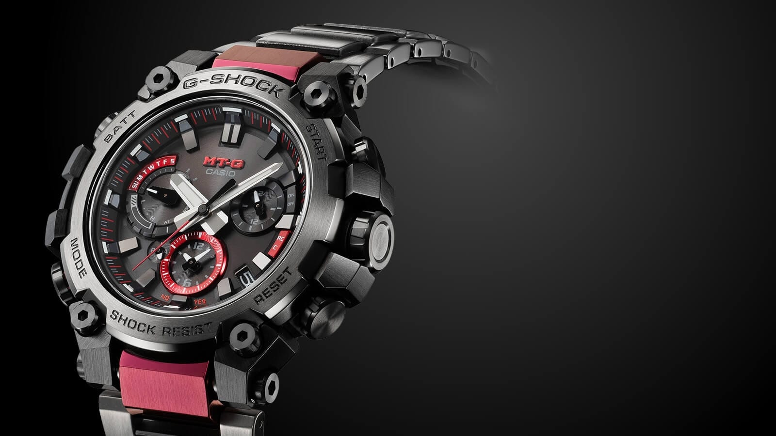 Vista leggermente angolata del cronografo Casio G-Shock MTG-B3000BD-1A