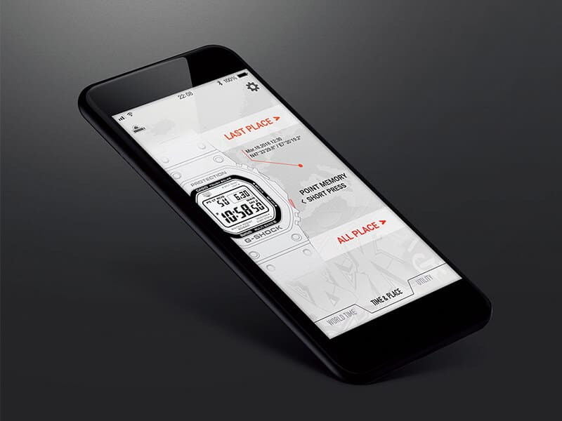 Uno smartphone collegato all'orologio tramite Bluetooth® visualizza le informazioni sulla memoria del punto