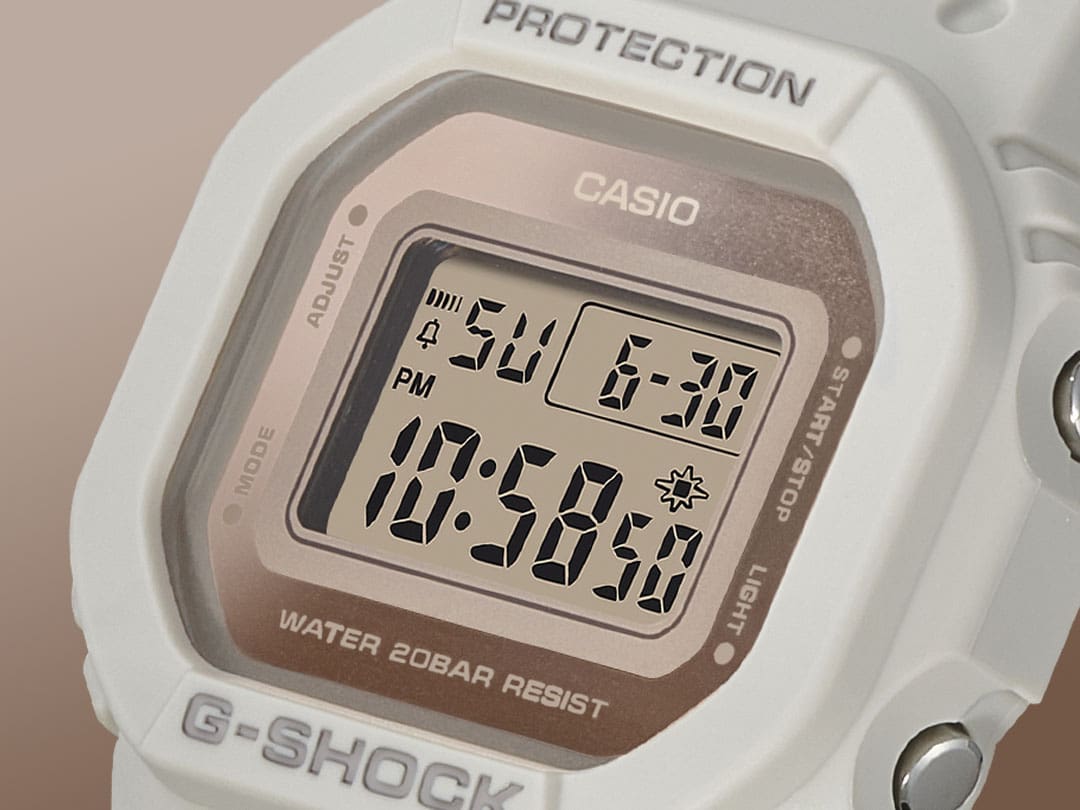 Il quadrante in oro rosa dell'orologio digitale Casio G-Shock GMD-S5600-8