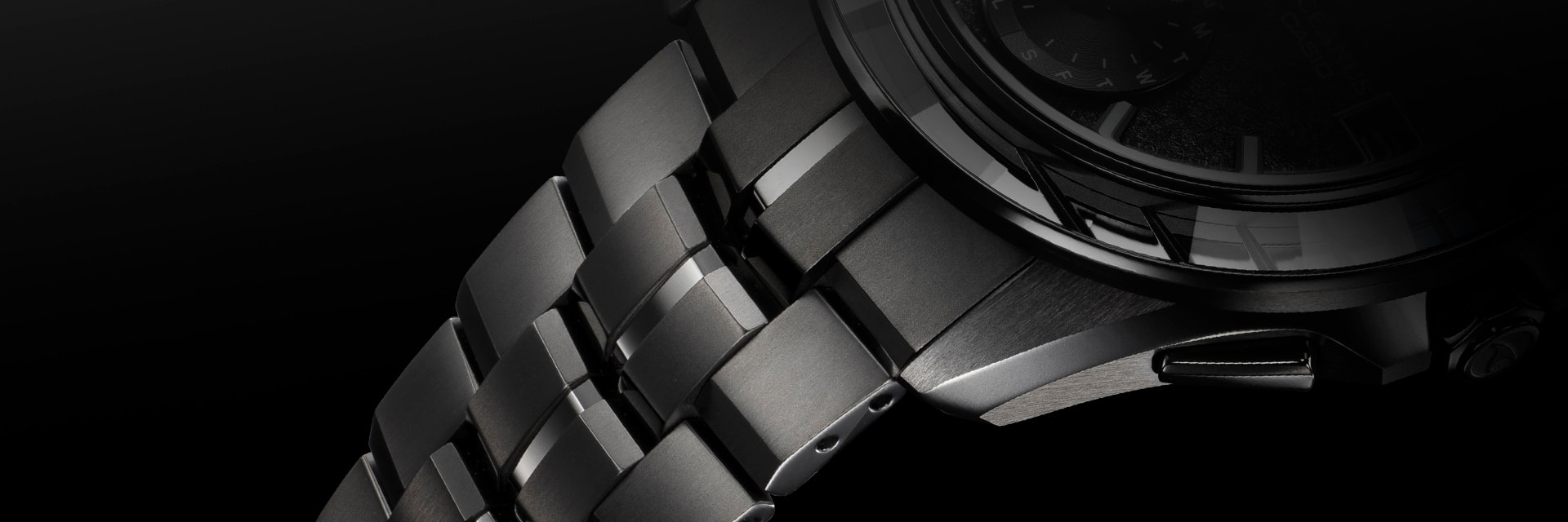 OCW-S7000CNのケースとバンド画像