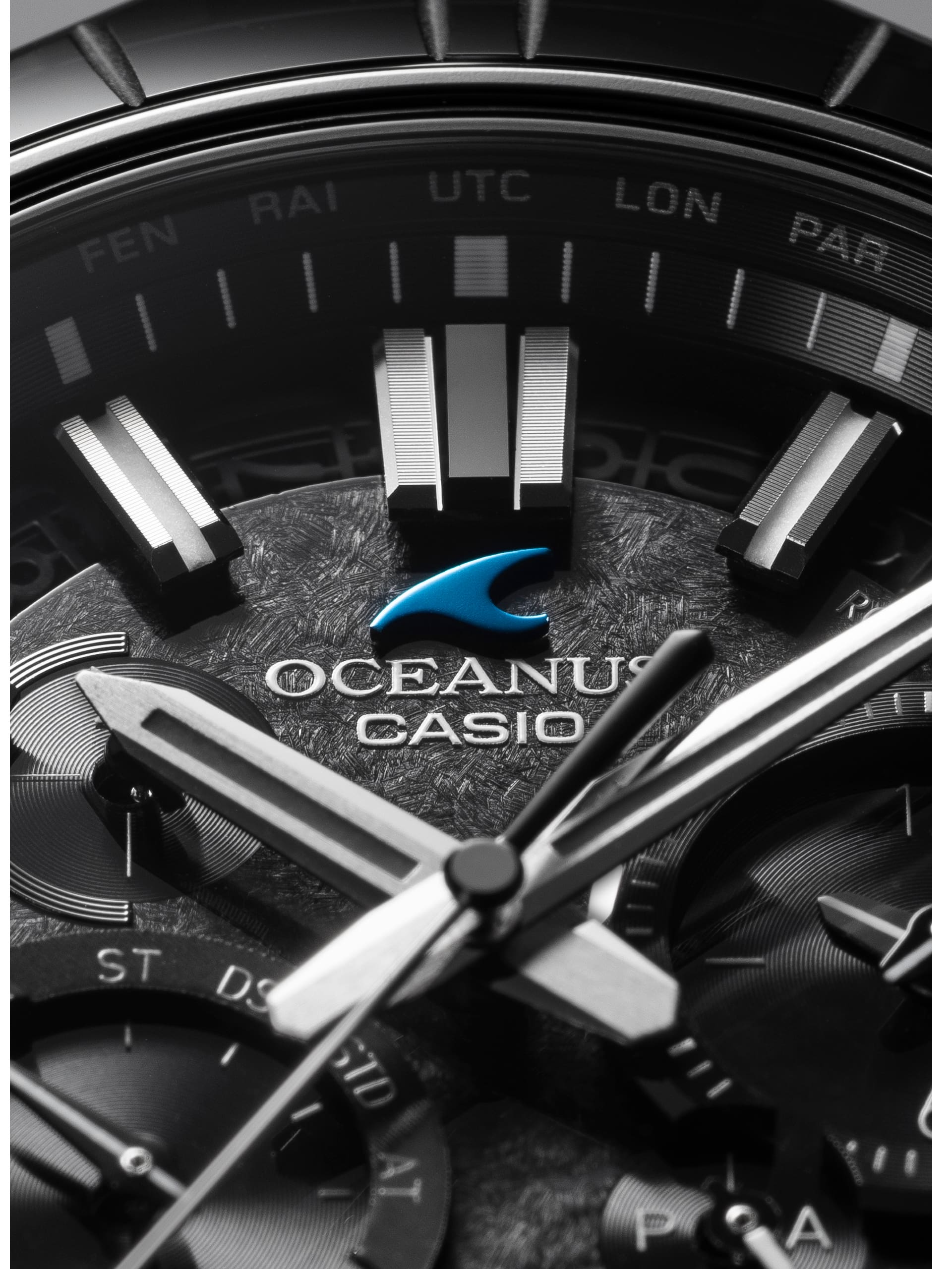 OCW-SG1000Cの文字板に寄った画像