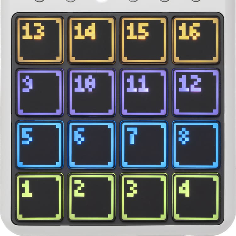 本格的な16個のパッドの写真