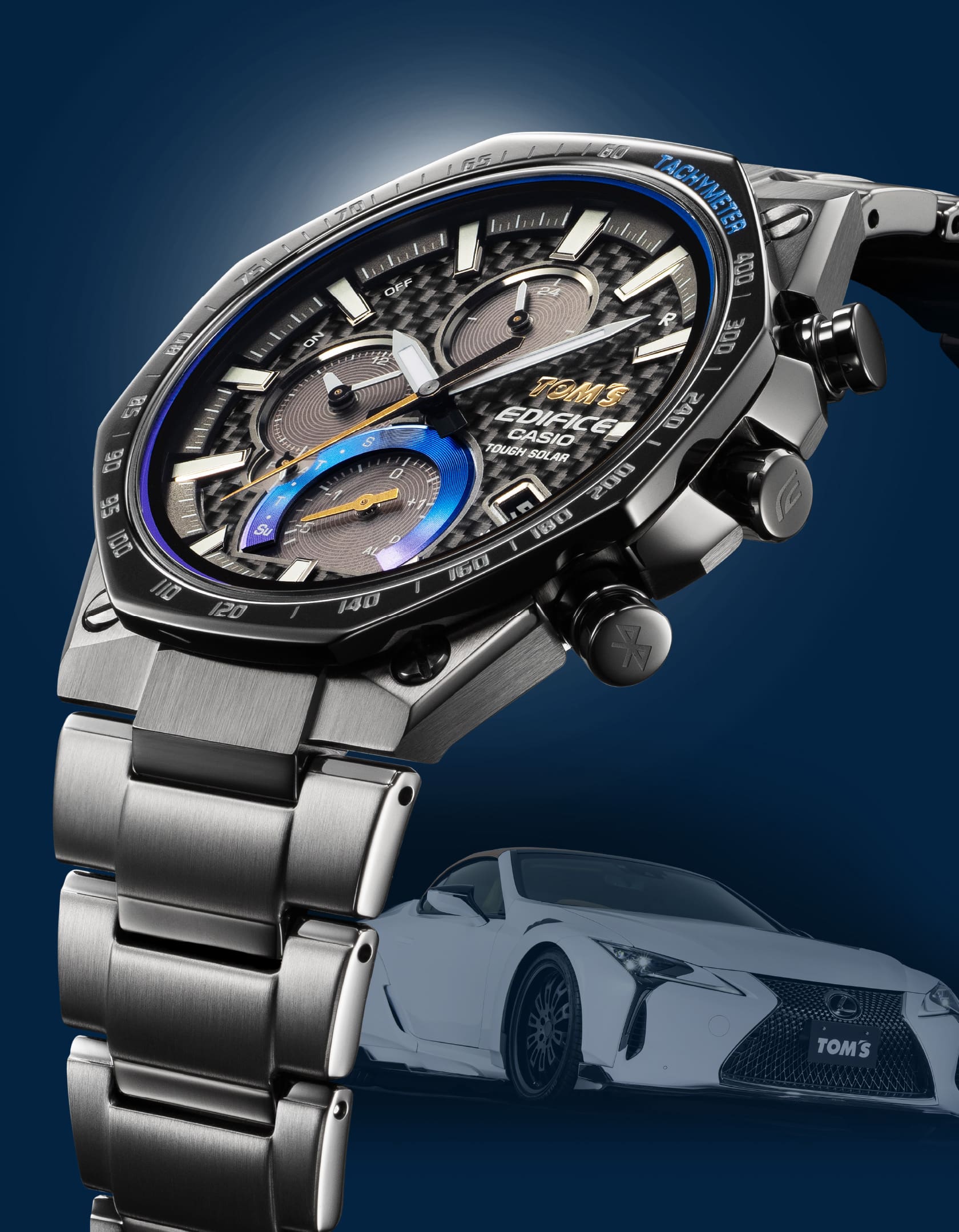 Vista lateral do relógio de pulso Edifice EQB-1100TMS-1A - o modelo de cooperação com a TOM'S, a equipa de tuning da Toyota