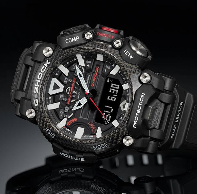 O relógio Casio GR-B200-1A para exterior deitado de lado