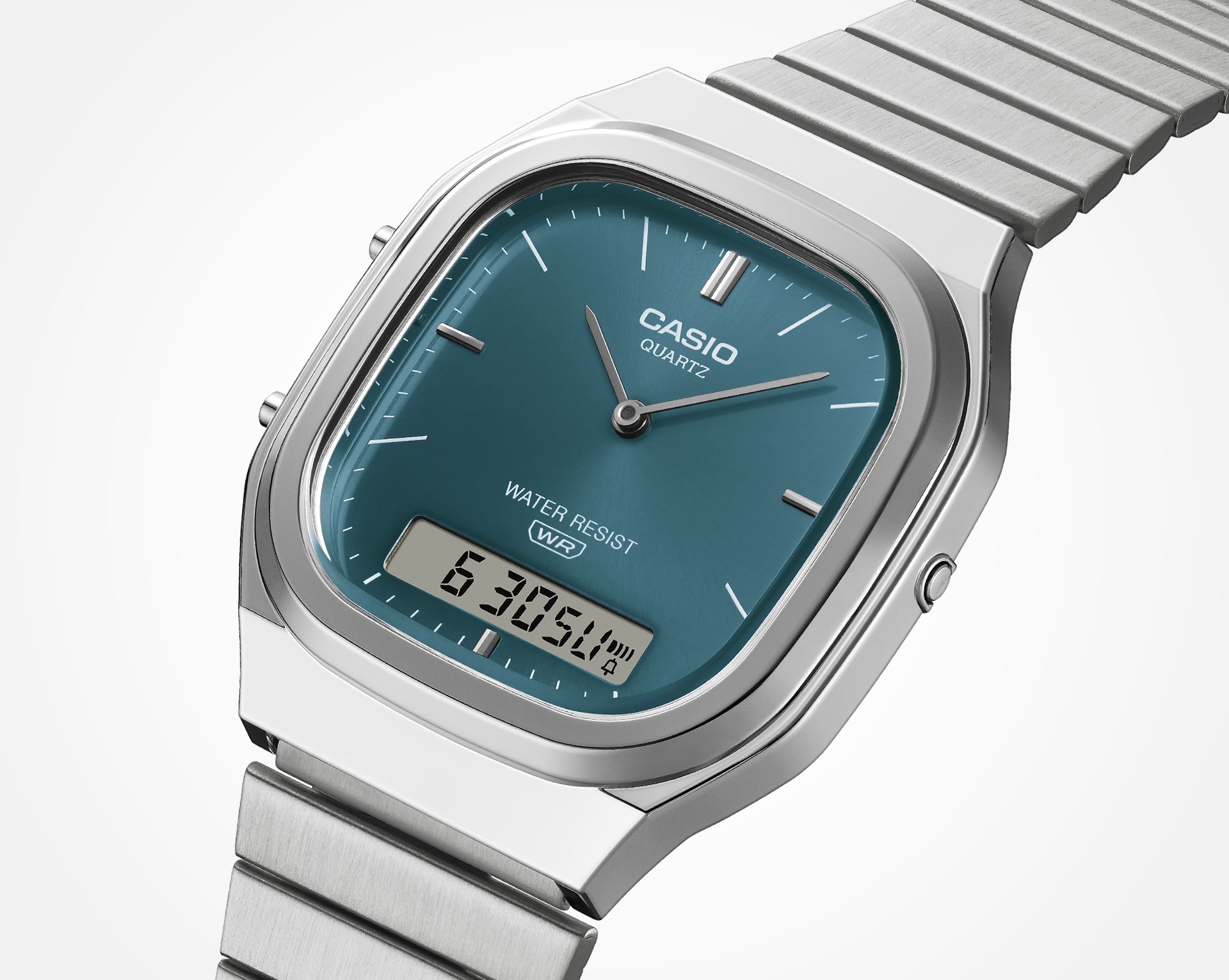 ภาพสีเขียวอมฟ้าของ AQ-240E-3A